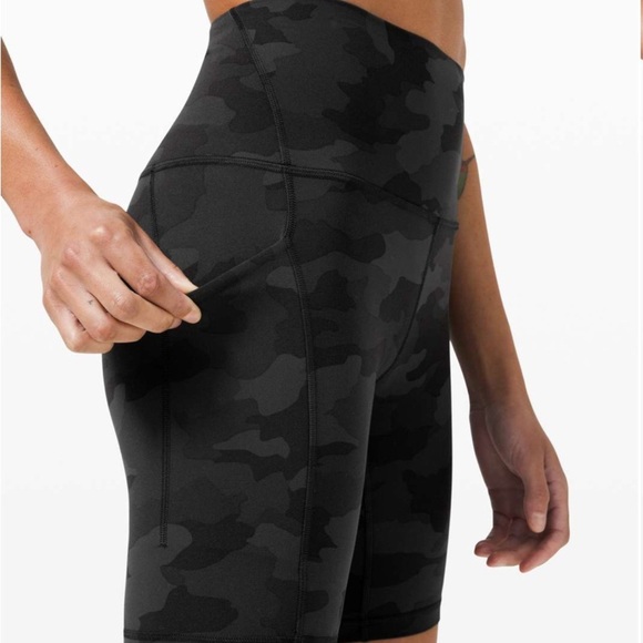 Lululemon Align High Rise Short with Pockets 8" Women’s Size 4 - Picture 2 of 8